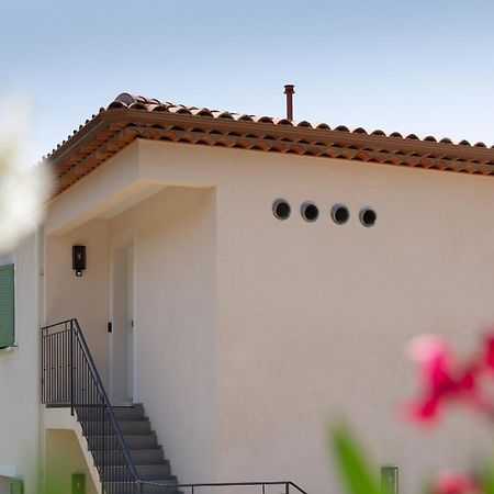 Luxurious And Spacious Apartment In The Heart Of The Cote D'Azur Roquefort Les Pins Bagian luar foto