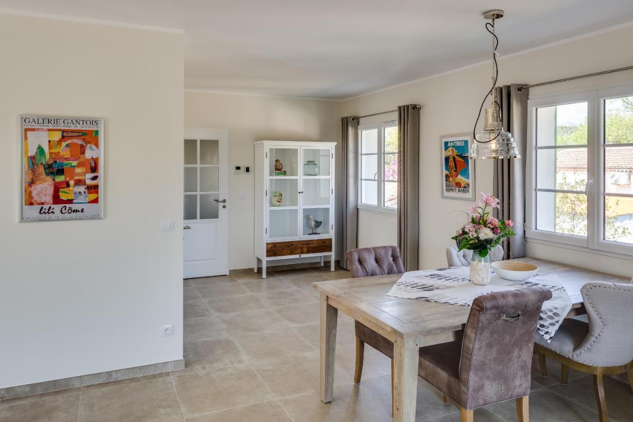 Luxurious And Spacious Apartment In The Heart Of The Cote D'Azur Roquefort Les Pins Bagian luar foto