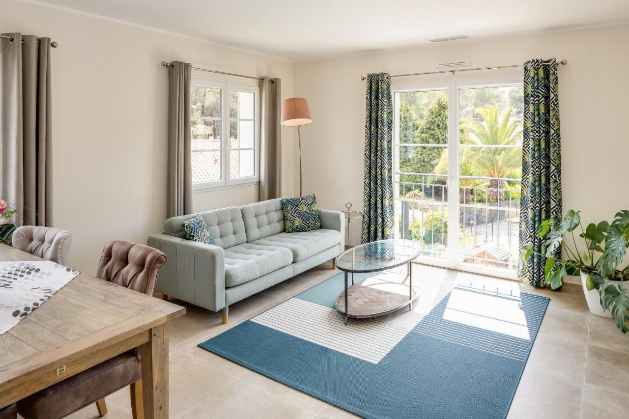 Luxurious And Spacious Apartment In The Heart Of The Cote D'Azur Roquefort Les Pins Bagian luar foto