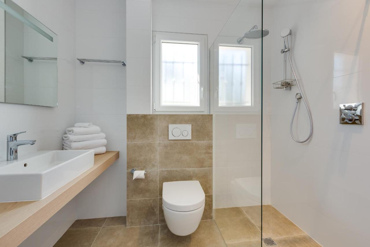 Luxurious And Spacious Apartment In The Heart Of The Cote D'Azur Roquefort Les Pins Bagian luar foto